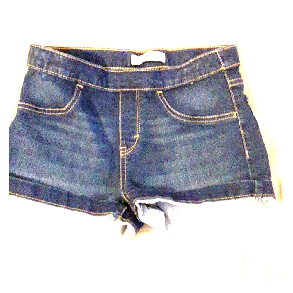 Pull-on shorty shorts